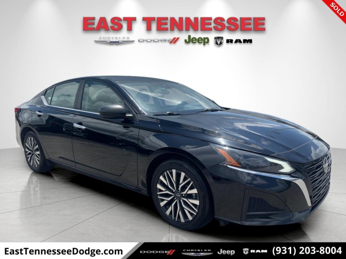 very clean NISSAN ALTIMA 2024 NISSAN ALTIMA 2.5 SV
