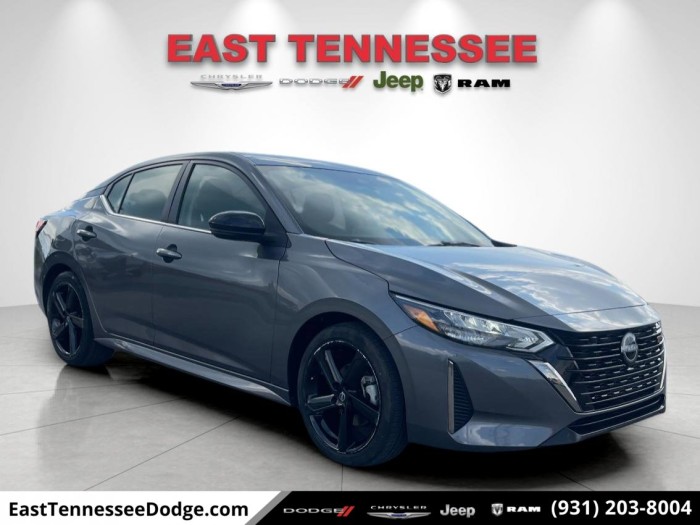 2025 NISSAN SENTRA SR